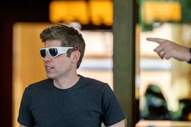 Sam Altman shared his thoughts on GPT-5’s future and challenges in a casual, down-to-earth conversation over bread rolls.